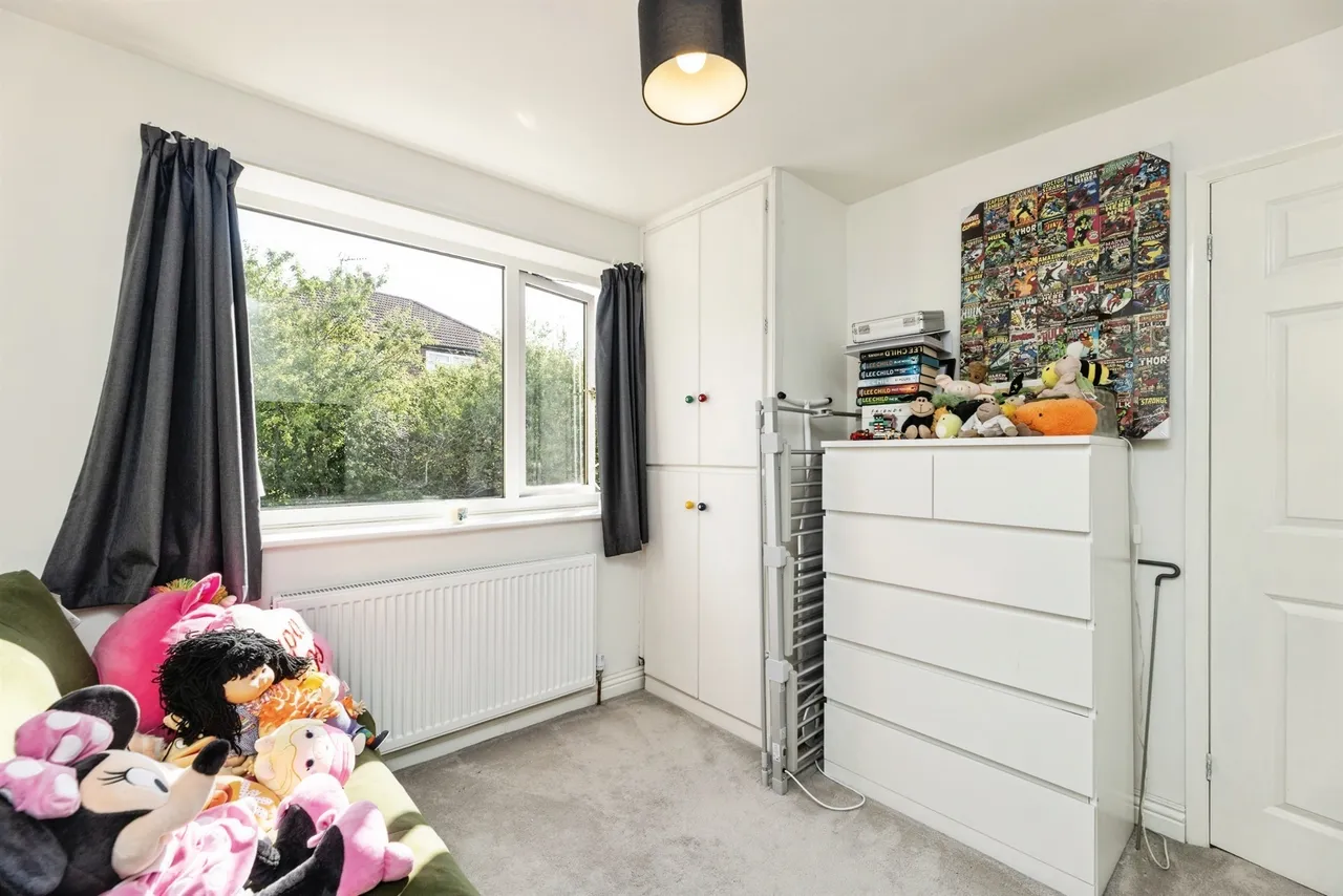 Graham Walk, Gildersome, Leeds, photo 11
