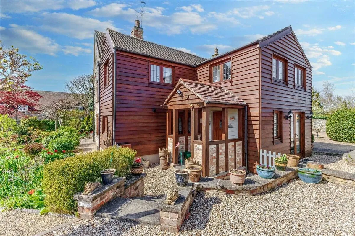 Blakes Hill, North Littleton, WR11, photo 4