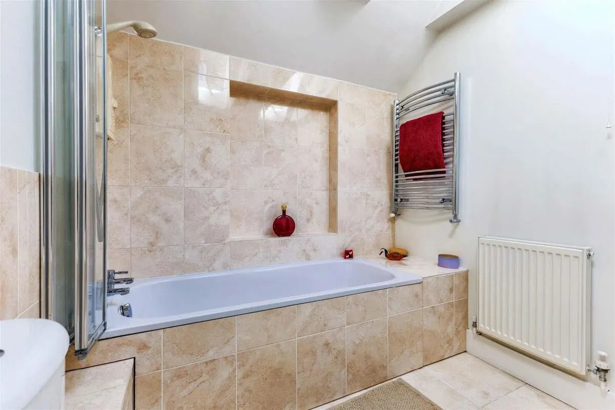 Blakes Hill, North Littleton, WR11, photo 21
