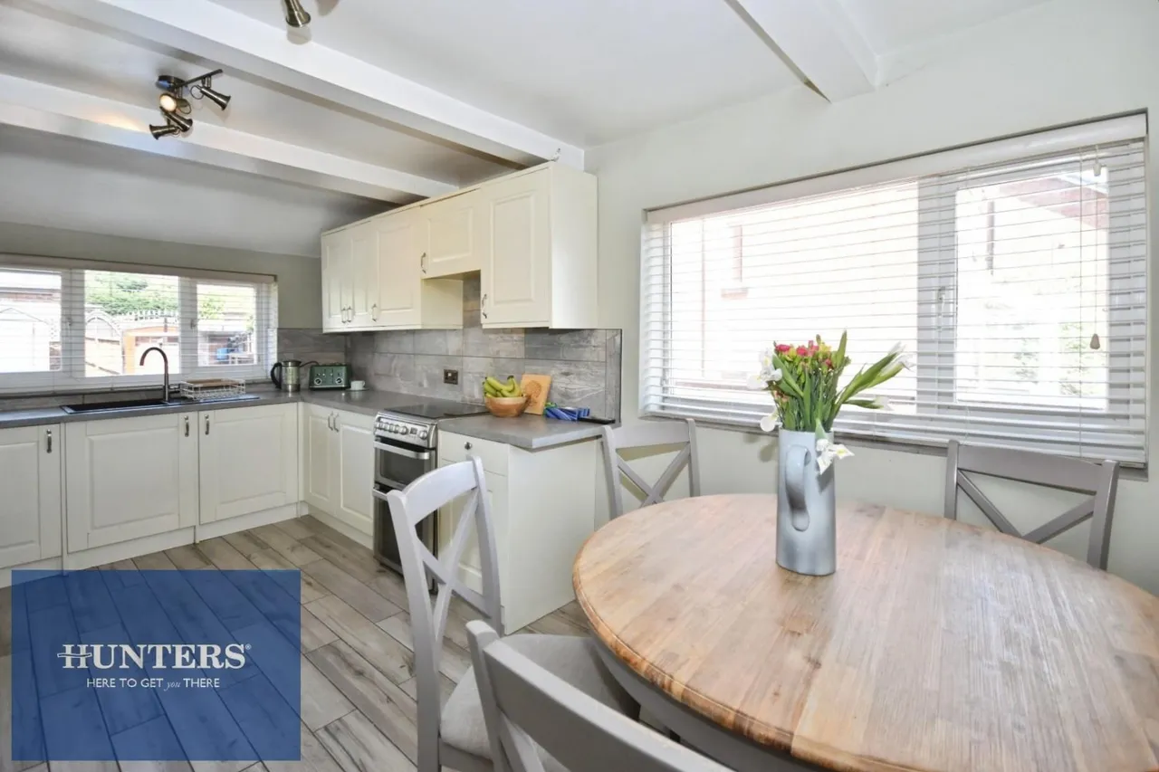 Old Road, Brampton, S40, photo 6