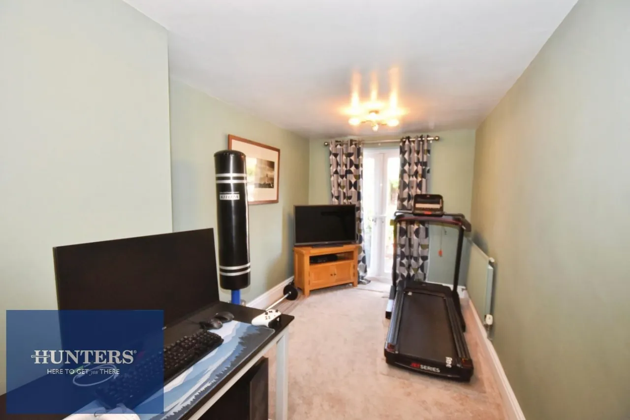 Old Road, Brampton, S40, photo 9