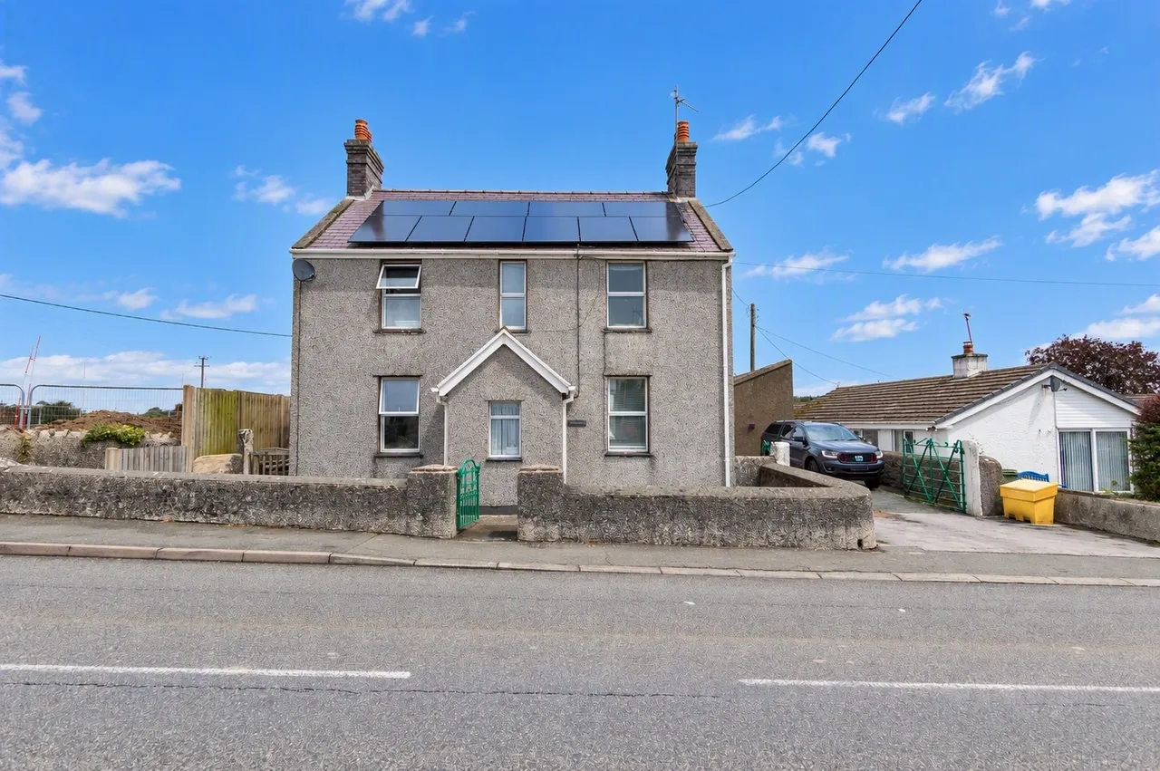 Bodffordd, Llangefni, photo 16