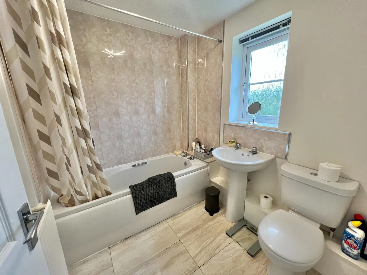 Walton Crescent, St Helens, DL14, photo 12