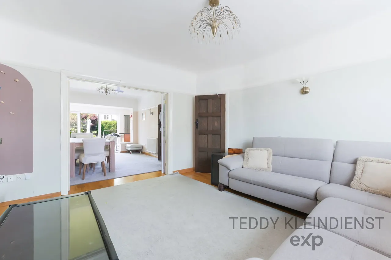 Holmsley Close, New Malden, KT3 6AJ, photo 5