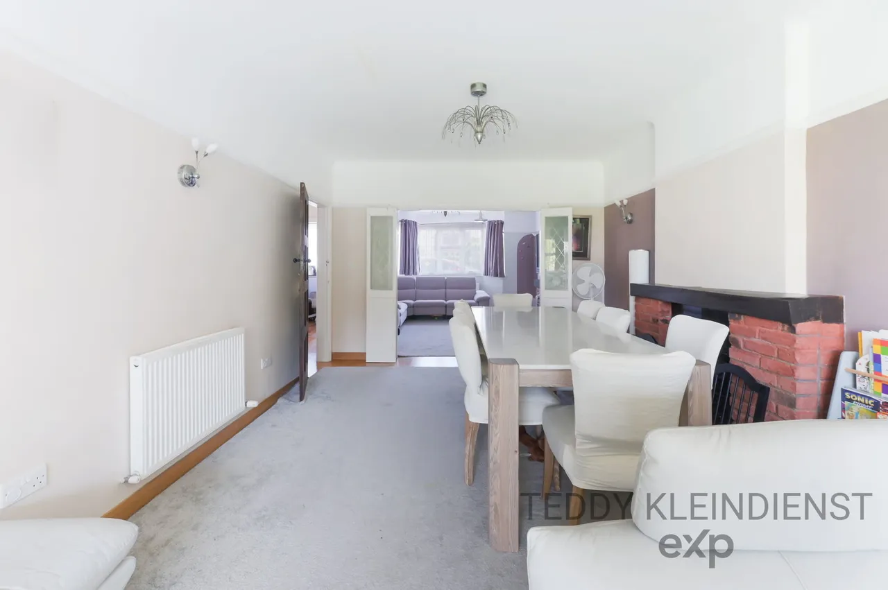 Holmsley Close, New Malden, KT3 6AJ, photo 4