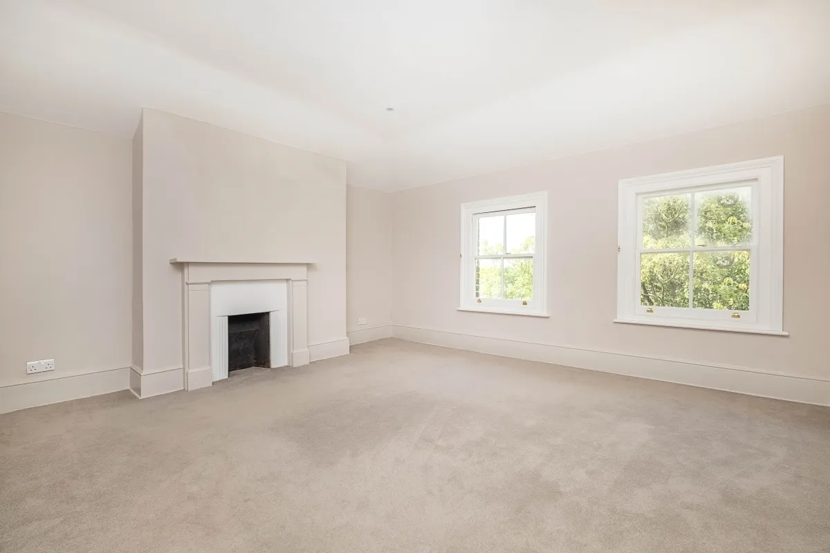 Queens Road Kingston Upon Thames KT2, photo 2