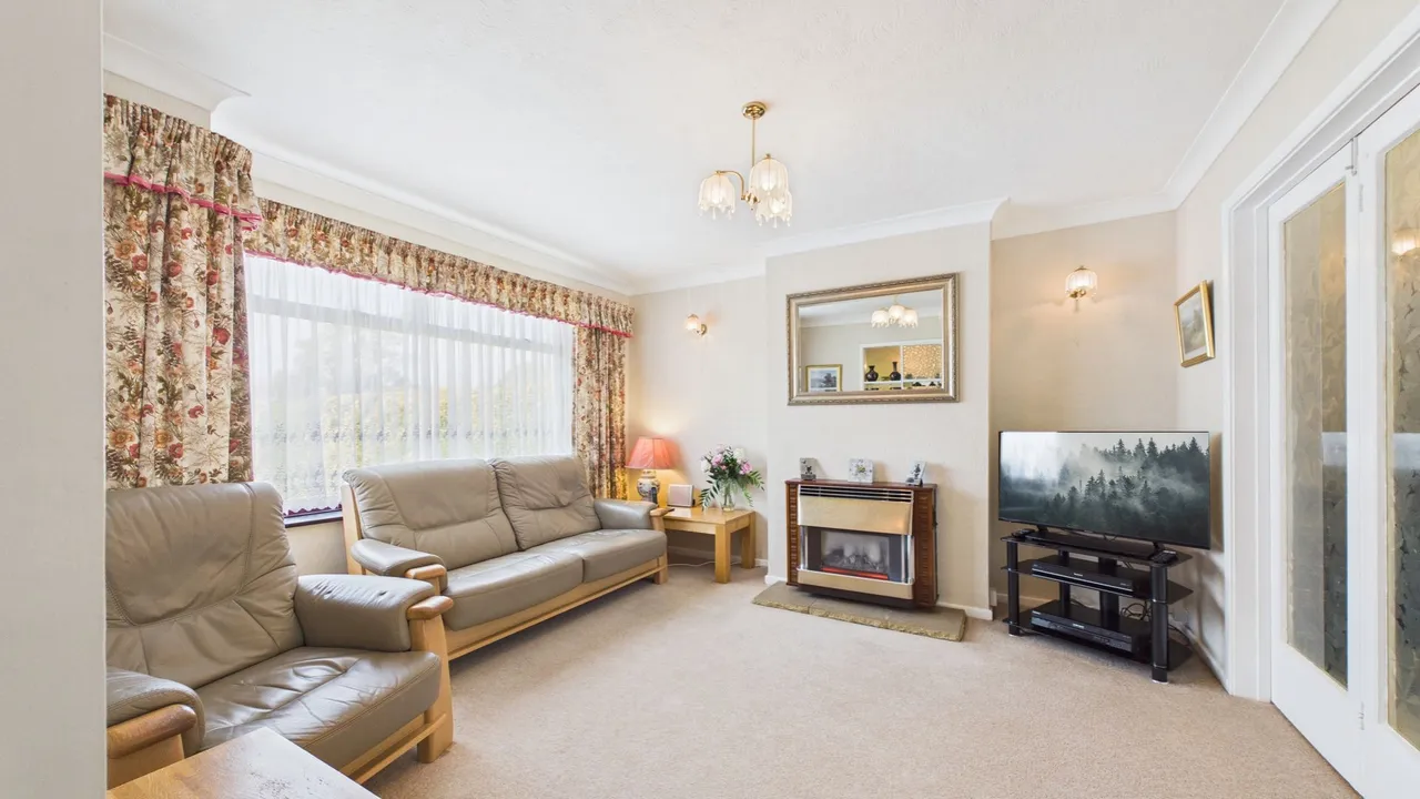 Francis Gardens, Peterborough, PE1, photo 6
