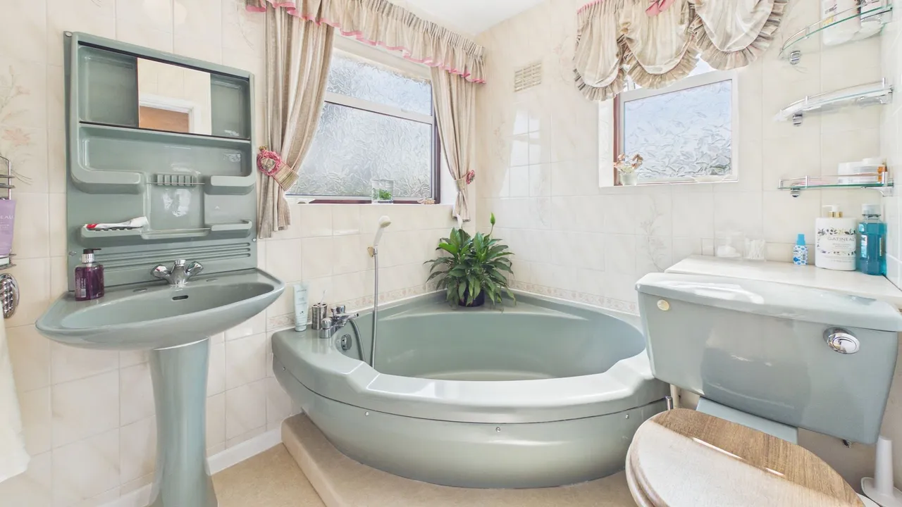 Francis Gardens, Peterborough, PE1, photo 22