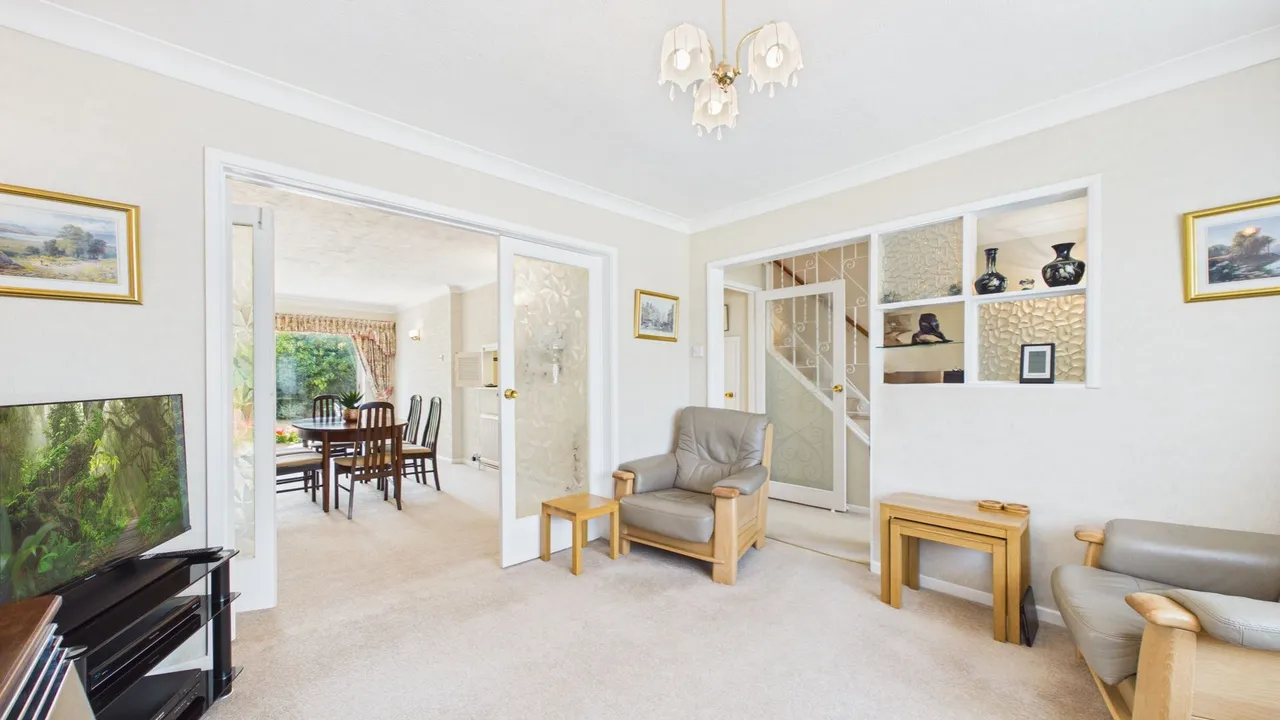 Francis Gardens, Peterborough, PE1, photo 5
