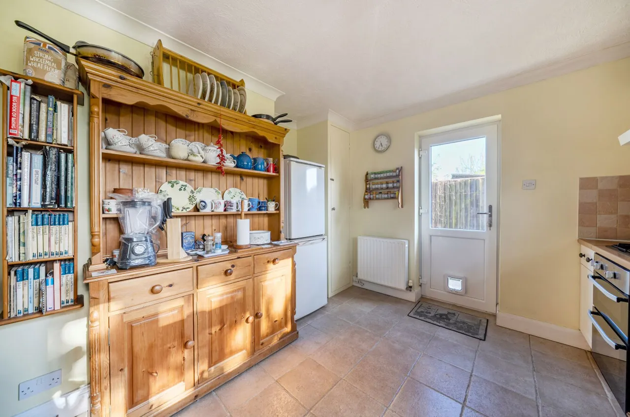 Albion Road, Selsey, PO20, photo 8