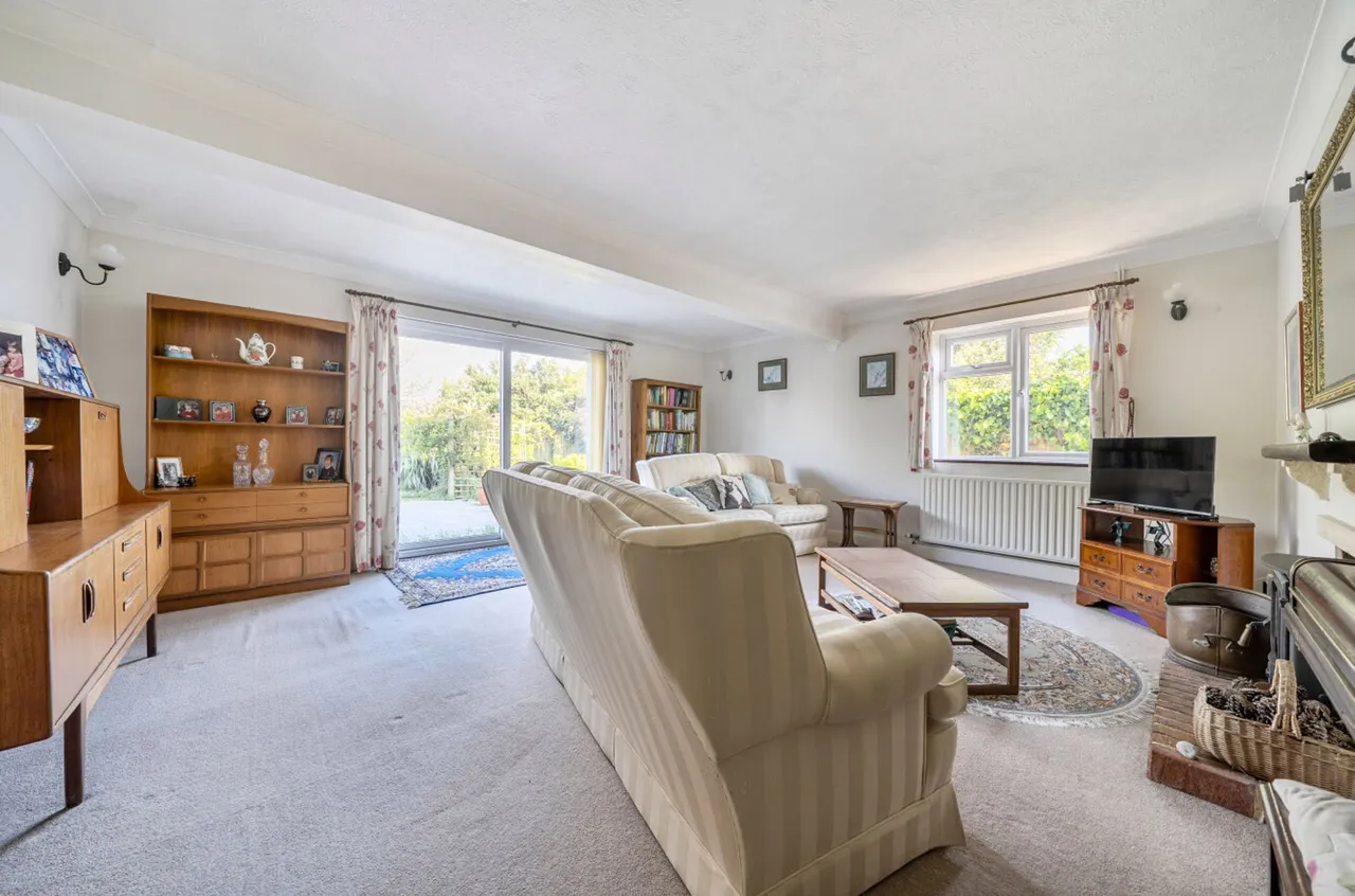 Albion Road, Selsey, PO20, photo 4