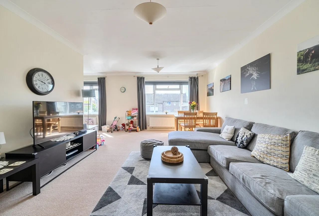 2 bed flat for sale — Glencairn Court, Gloucestershire, Lansdown Road, GL50 2NB