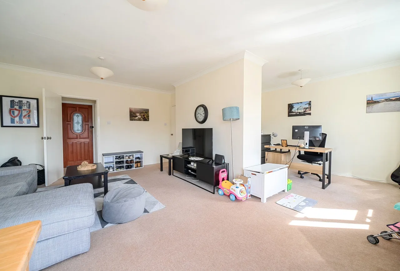 Glencairn Court, Gloucestershire, Lansdown Road, GL50 2NB, photo 3