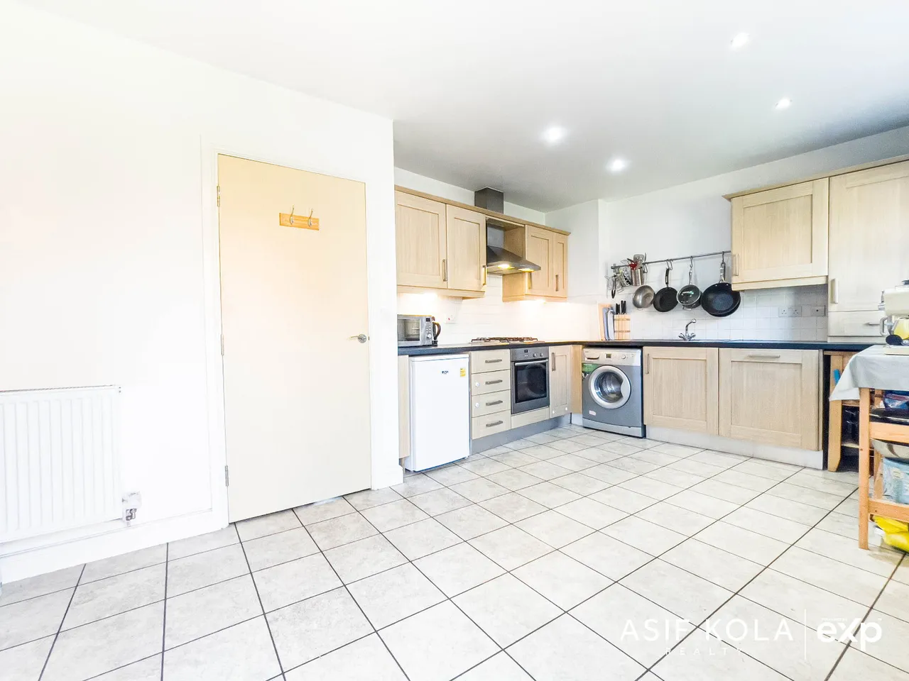 Asif Kola has sold Pacific Way, Derby, DE24 1AA, photo 4