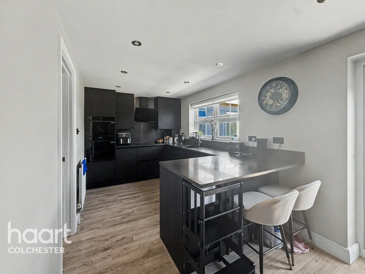 Edward Marke Drive, Colchester, CO5, photo 6
