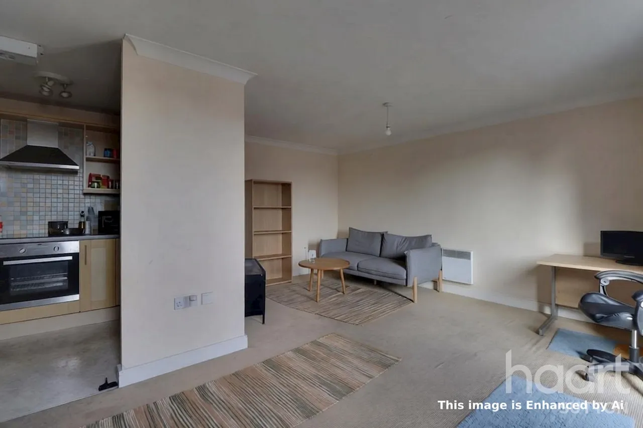 Cleeve Way, Sutton, SM1, photo 3