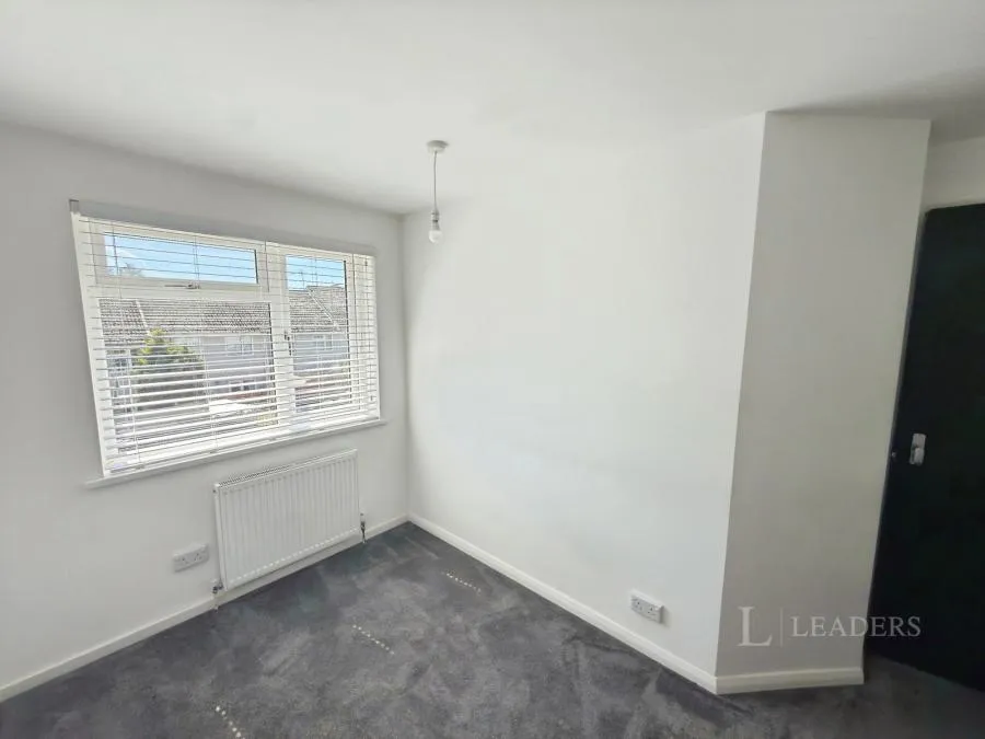 Essex Green, Chandler's Ford, SO53, photo 4