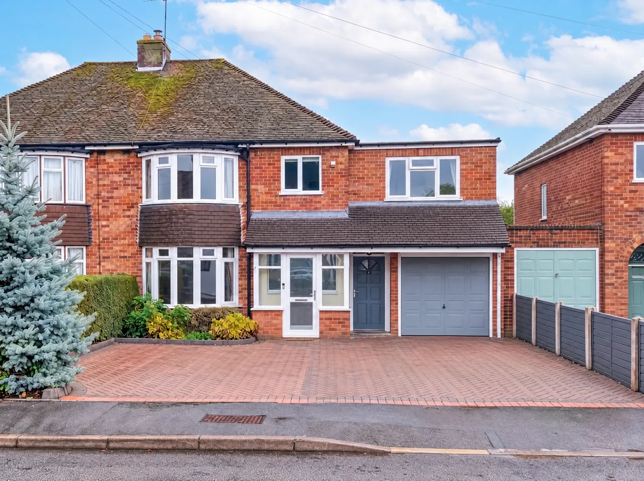 5 bed house for sale, Highfield Road, Studley, B80