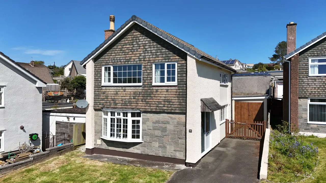 3 bed house for sale, St Marys Road, St Blazey, PL24