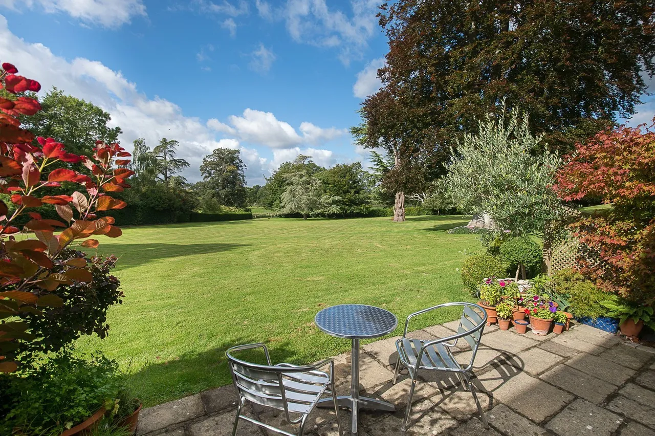 The Old Stables, Langton Long, DT11, photo 17