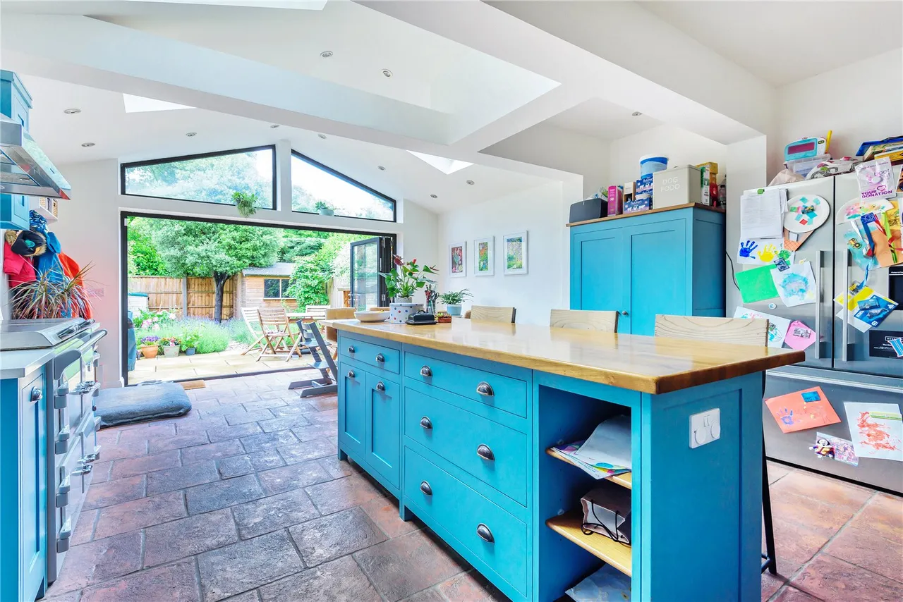 Percy Road, Hampton, TW12 2JW, photo 4