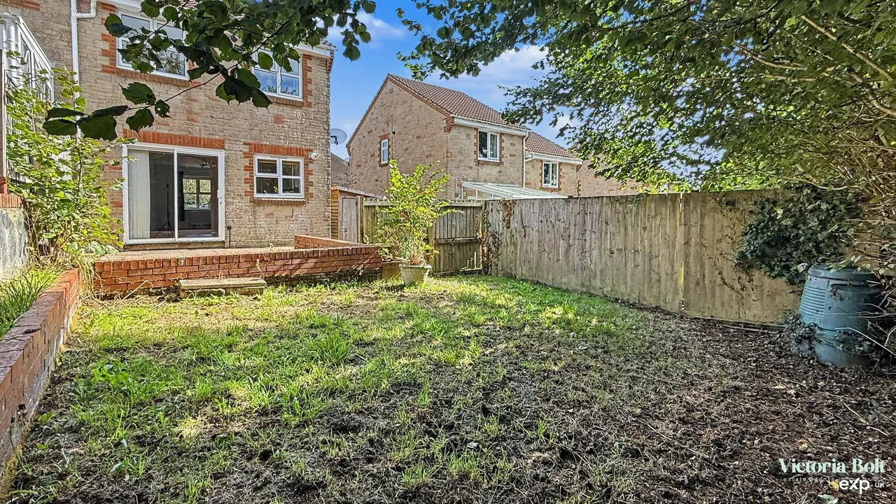 Fernbank Avenue, Ivybridge, photo 2