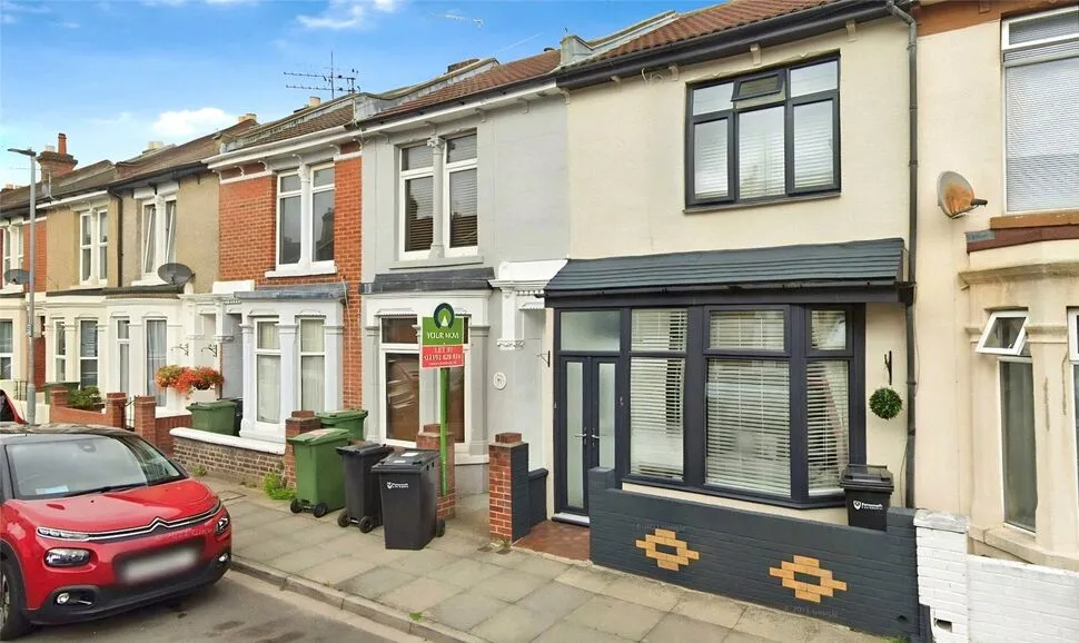 4 bed house to rent, Orchard Road, Southsea, PO4