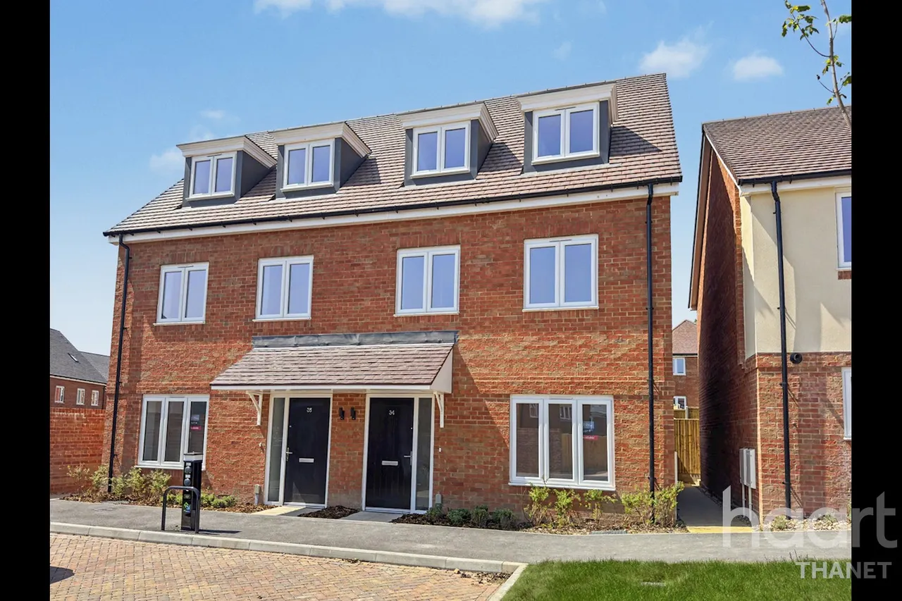 3 bed house for sale, Meadowview Drive, Margate, CT9