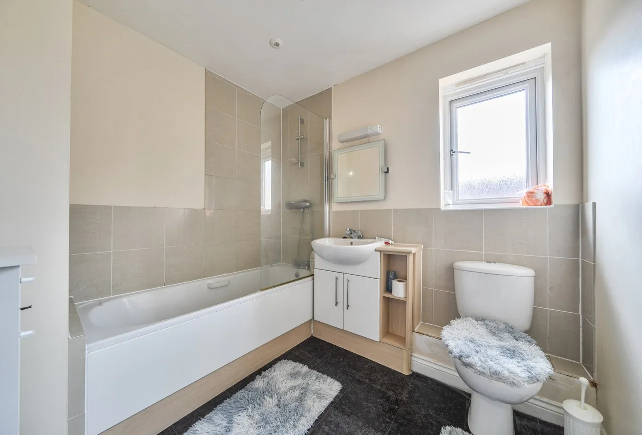 Queripel Close, Tunbridge Wells, TN2 3GH, photo 3