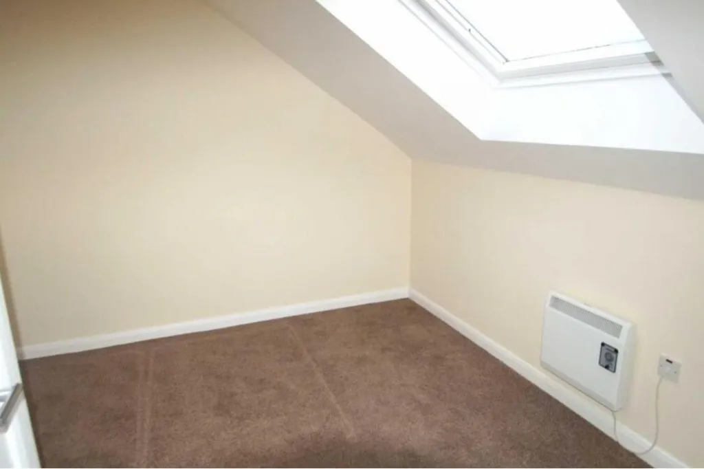 Selby Road, Leeds, LS15, photo 4