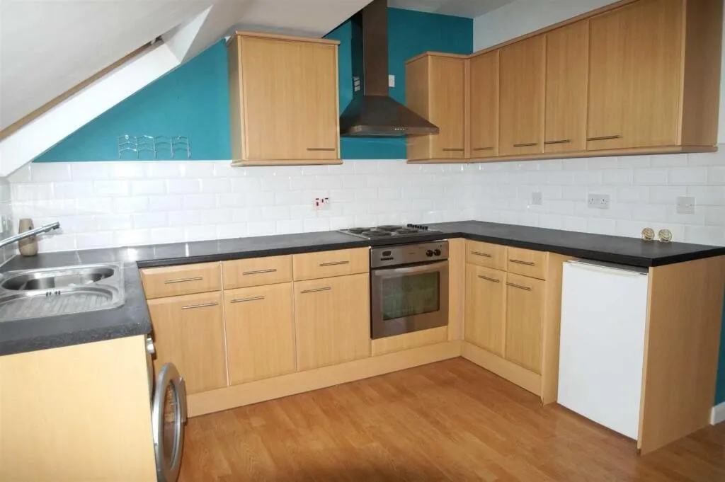 Selby Road, Leeds, LS15, photo 2