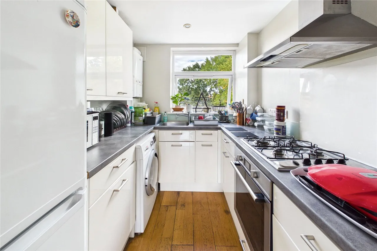 Beechcroft Close, Valley Road, London, SW16, photo 6