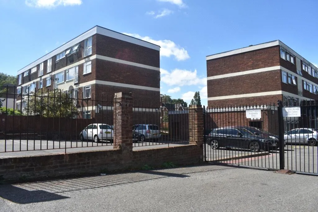 Beechcroft Close, Valley Road, London, SW16, photo 10
