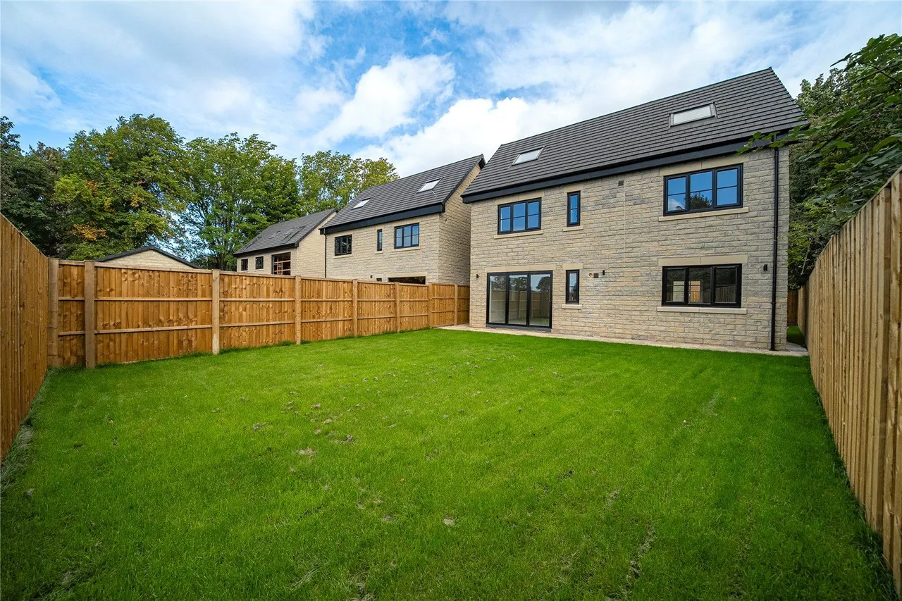 Great North Road, Micklefield, LS25, photo 9