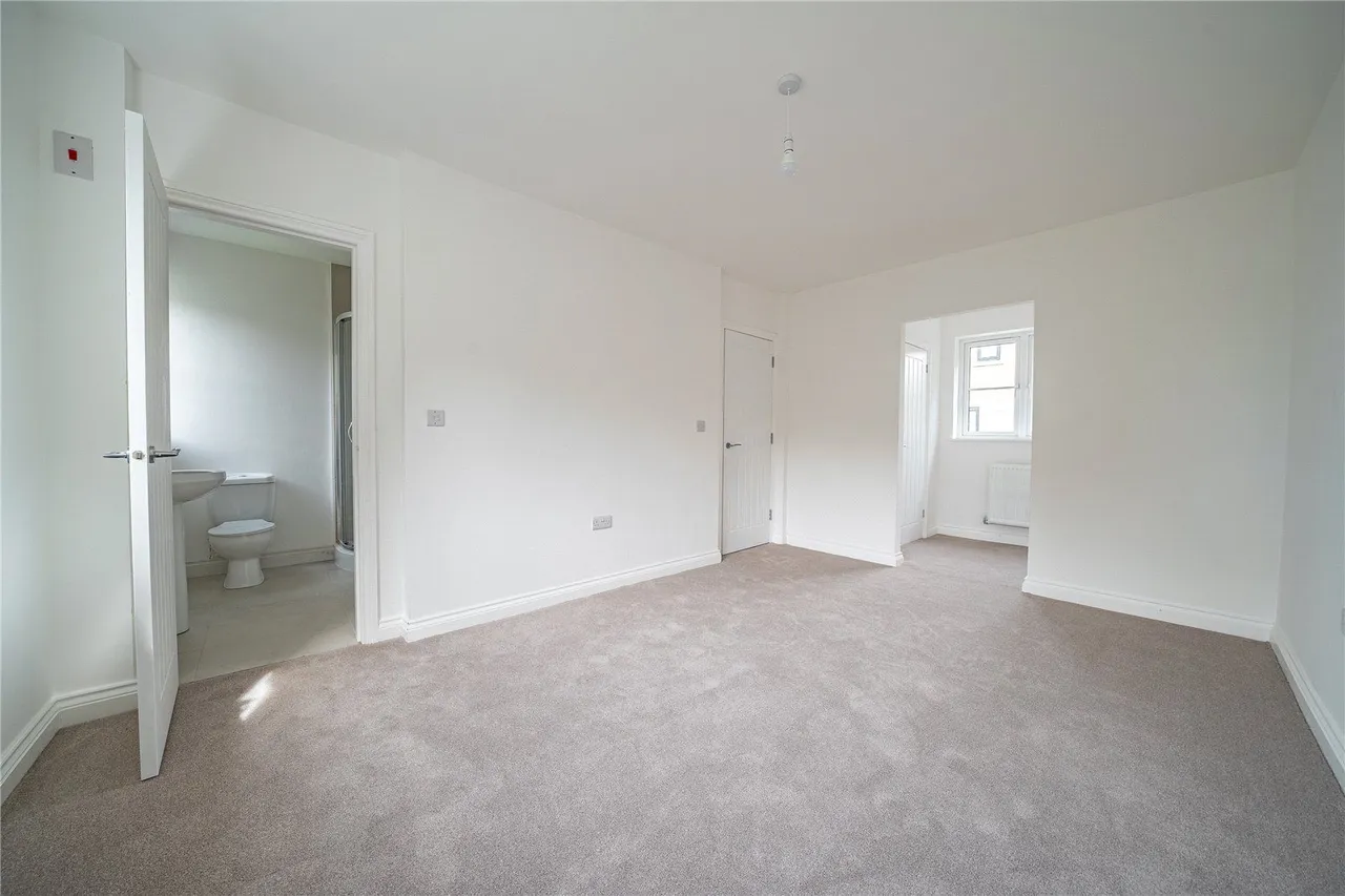 Great North Road, Micklefield, LS25, photo 6