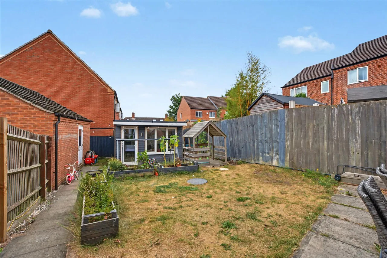 Murray Close, Nottingham, NG5, photo 10