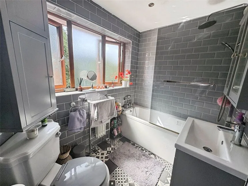 Mavor Drive, Bedworth, Warwickshire, CV12, photo 7