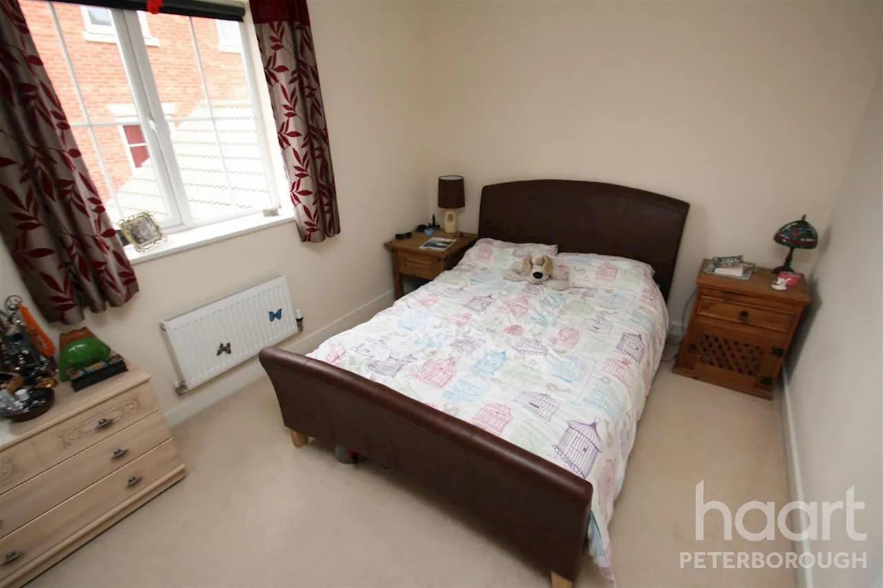 High Street, PE2, photo 7