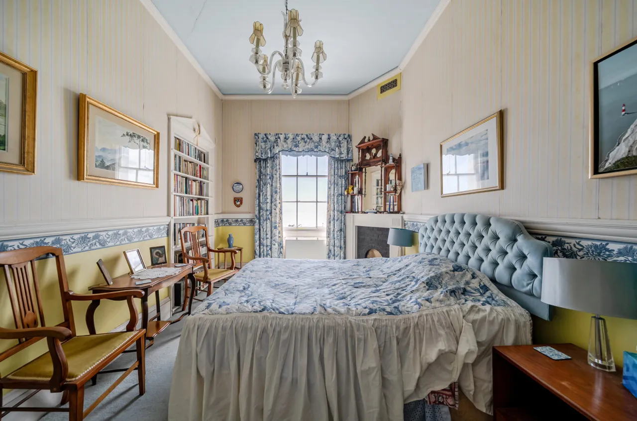 Lewes Crescent, Brighton, BN2, photo 12