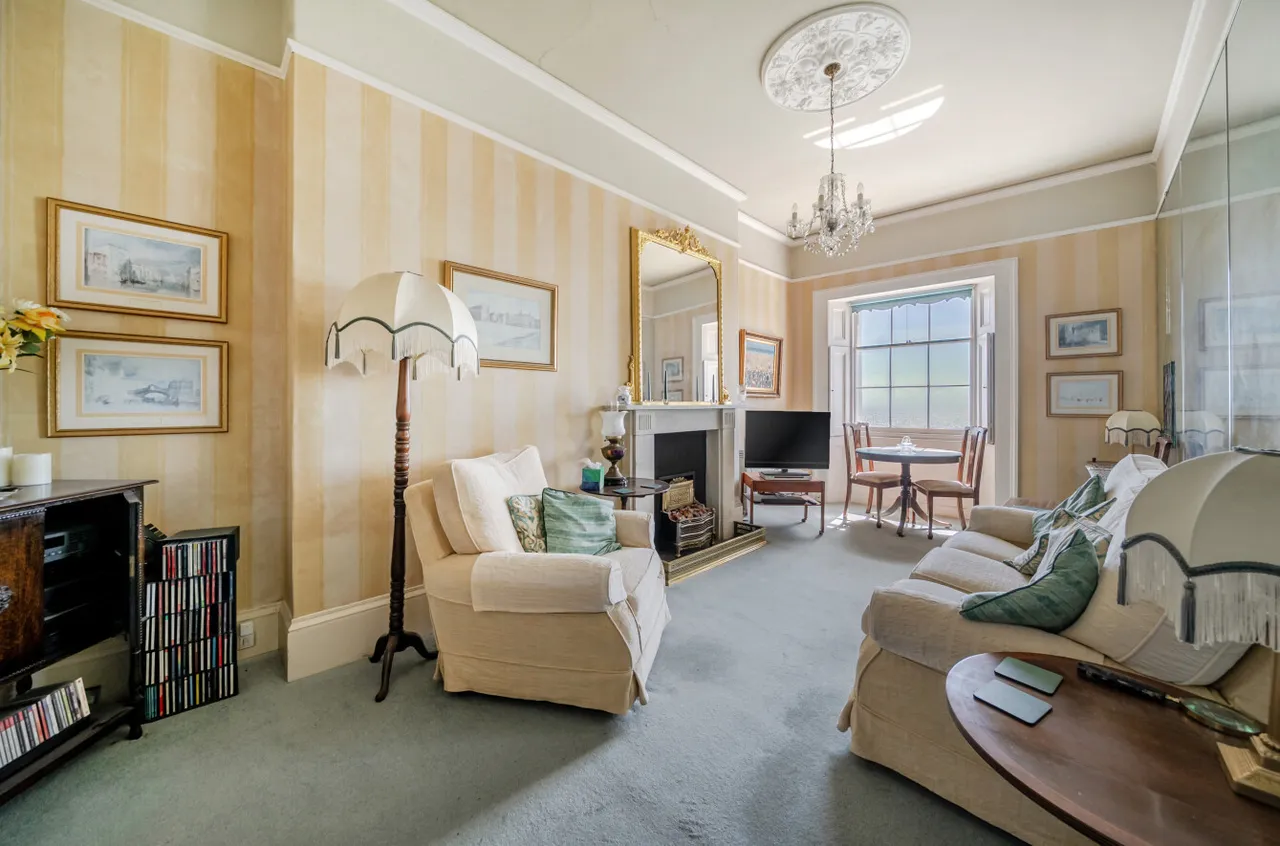 Lewes Crescent, Brighton, BN2, photo 4