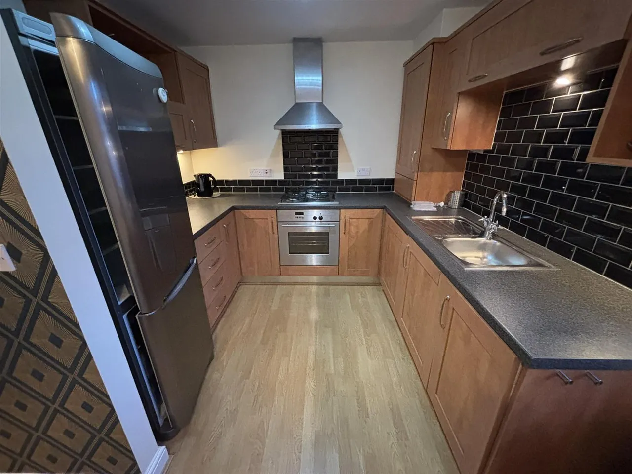 Royalthorn Road, Sharston, M22, photo 4