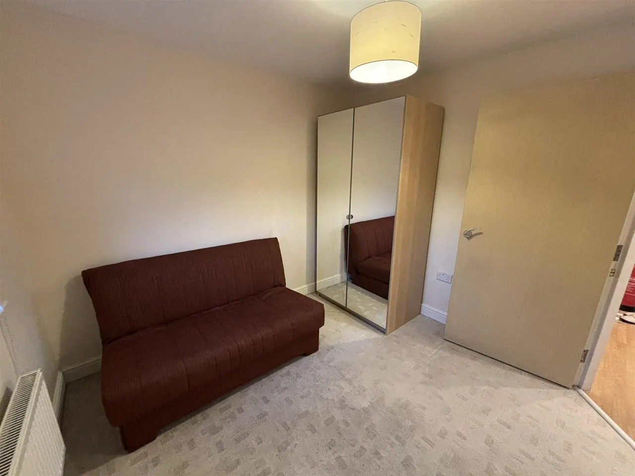 Royalthorn Road, Sharston, M22, photo 13