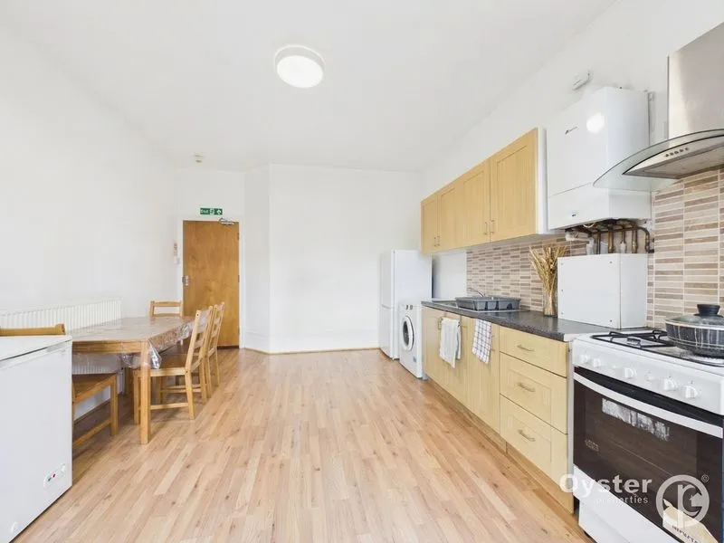 The Limes Avenue, London, N11, photo 4