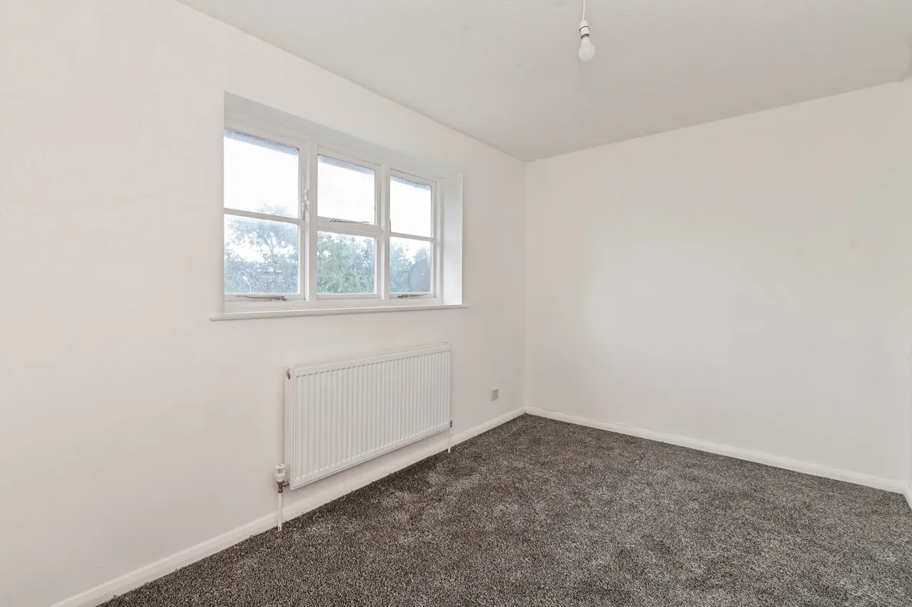 Portsea Road, Tilbury, Essex, RM18, photo 11