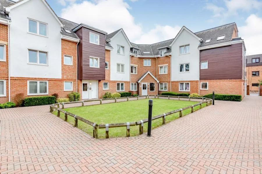 Old Dairy Close, Fleet, GU51, photo 7