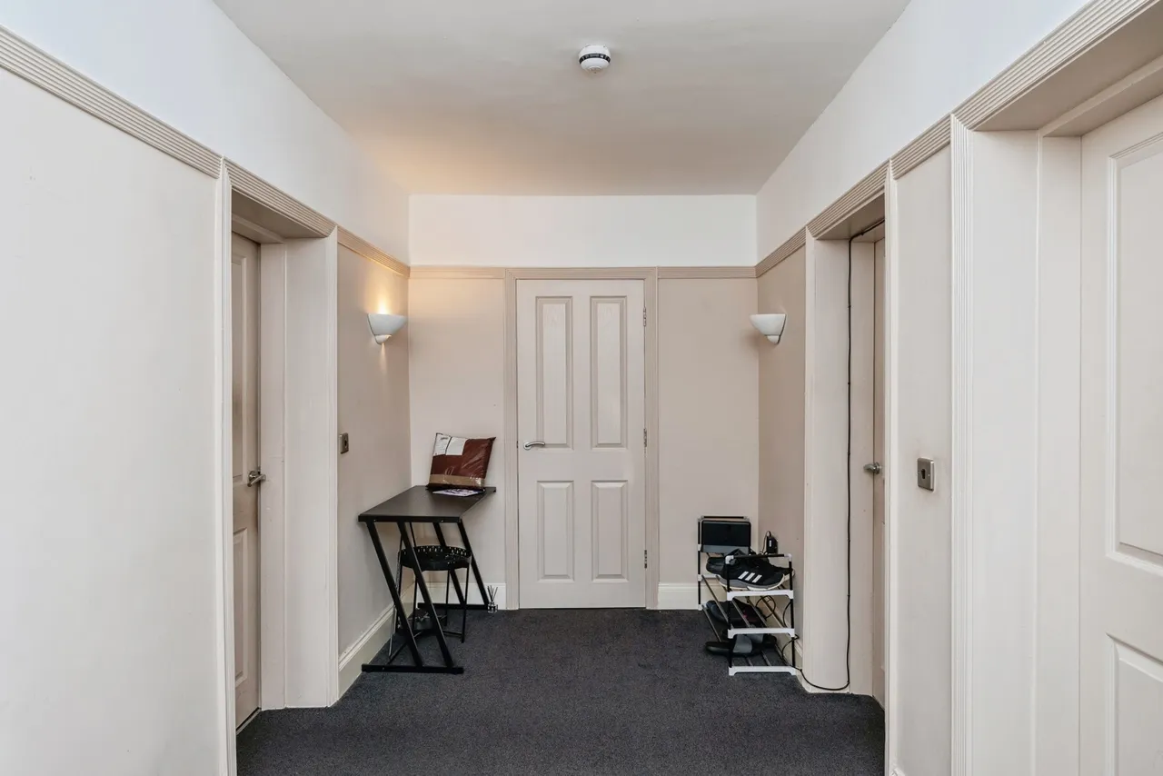 High Street, Holywell, CH8, photo 3