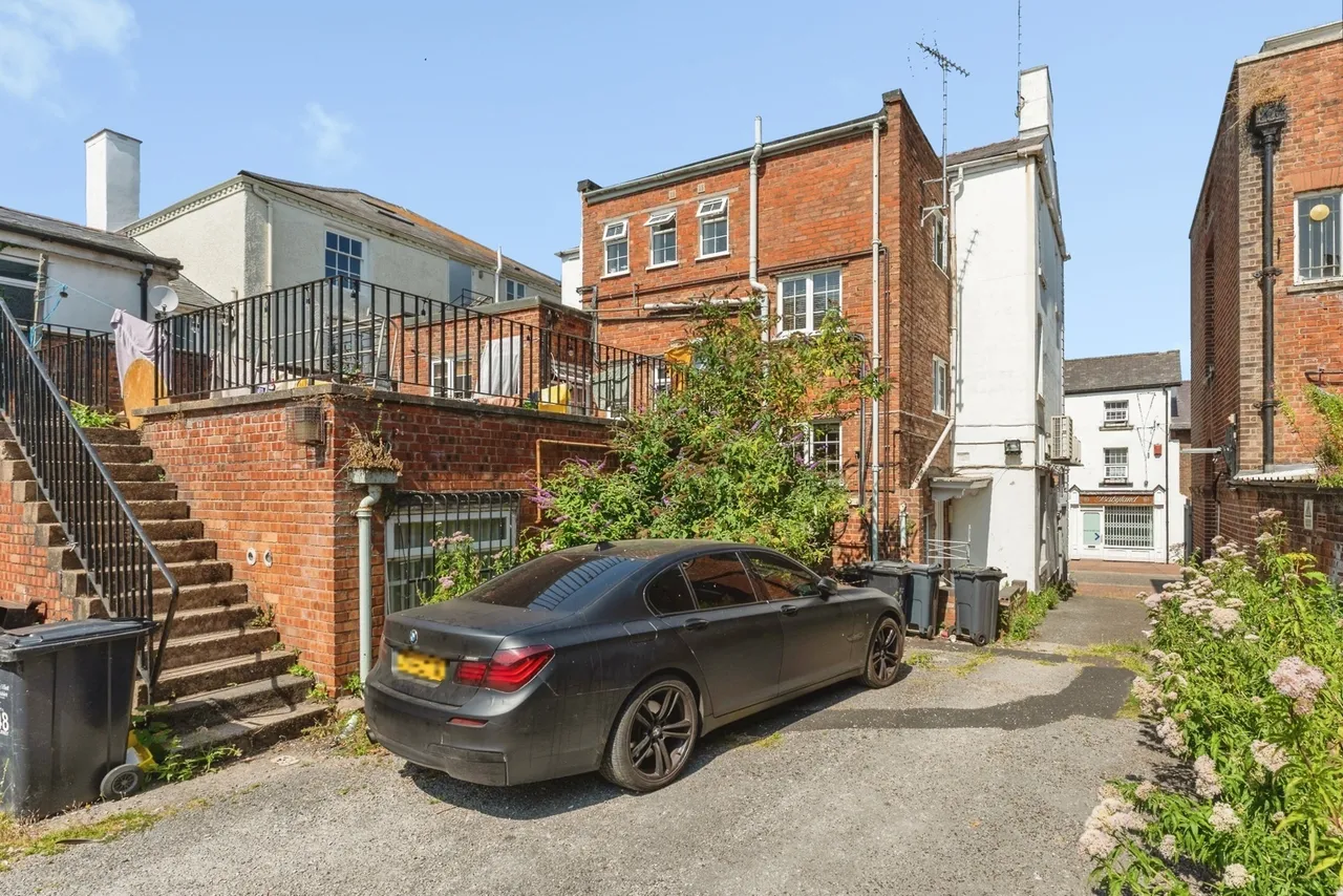 High Street, Holywell, CH8, photo 12