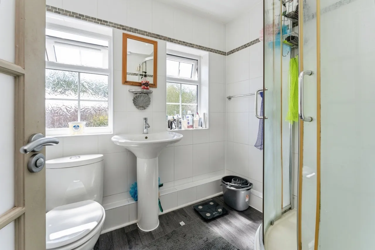 High Street, Holywell, CH8, photo 6