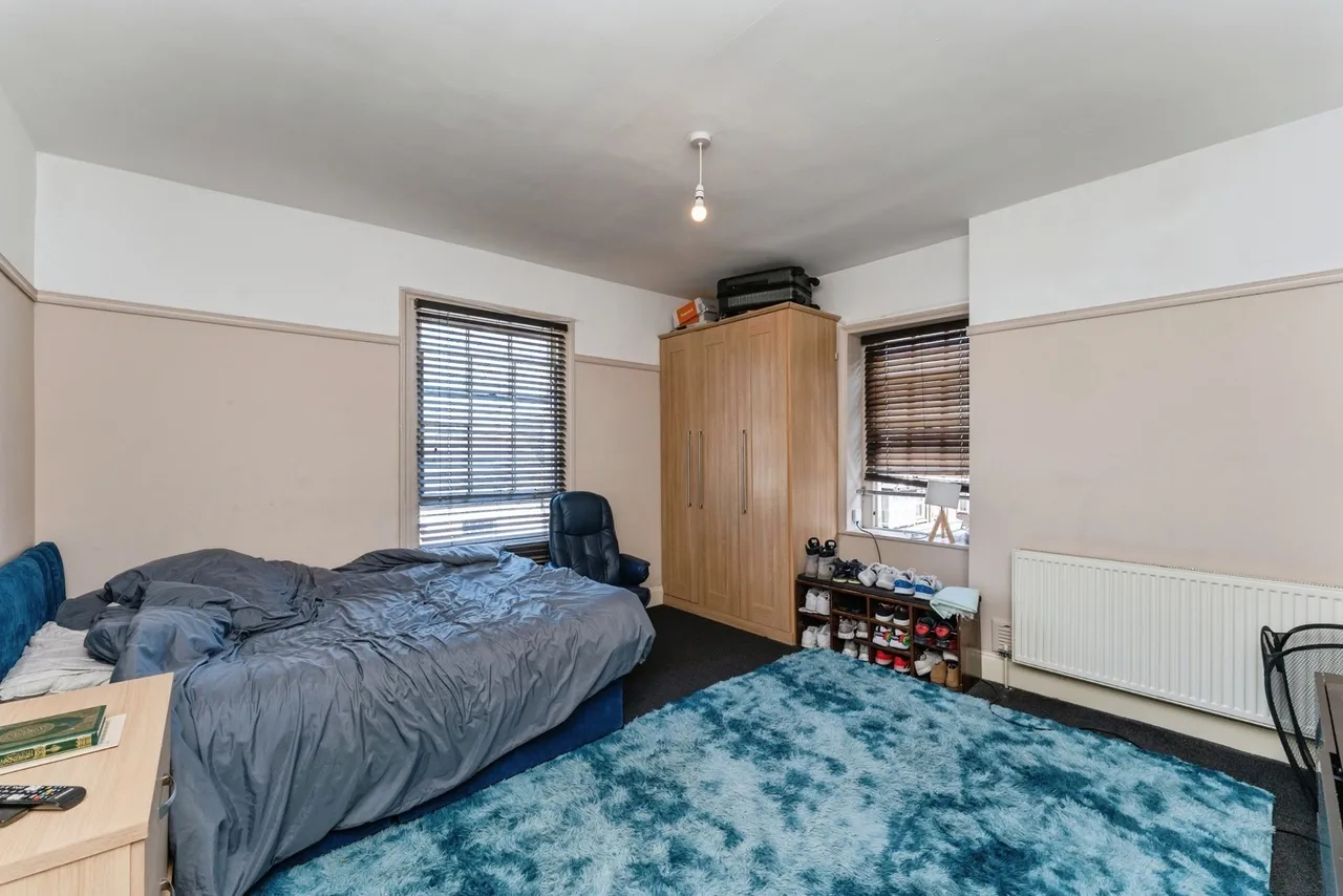 High Street, Holywell, CH8, photo 8