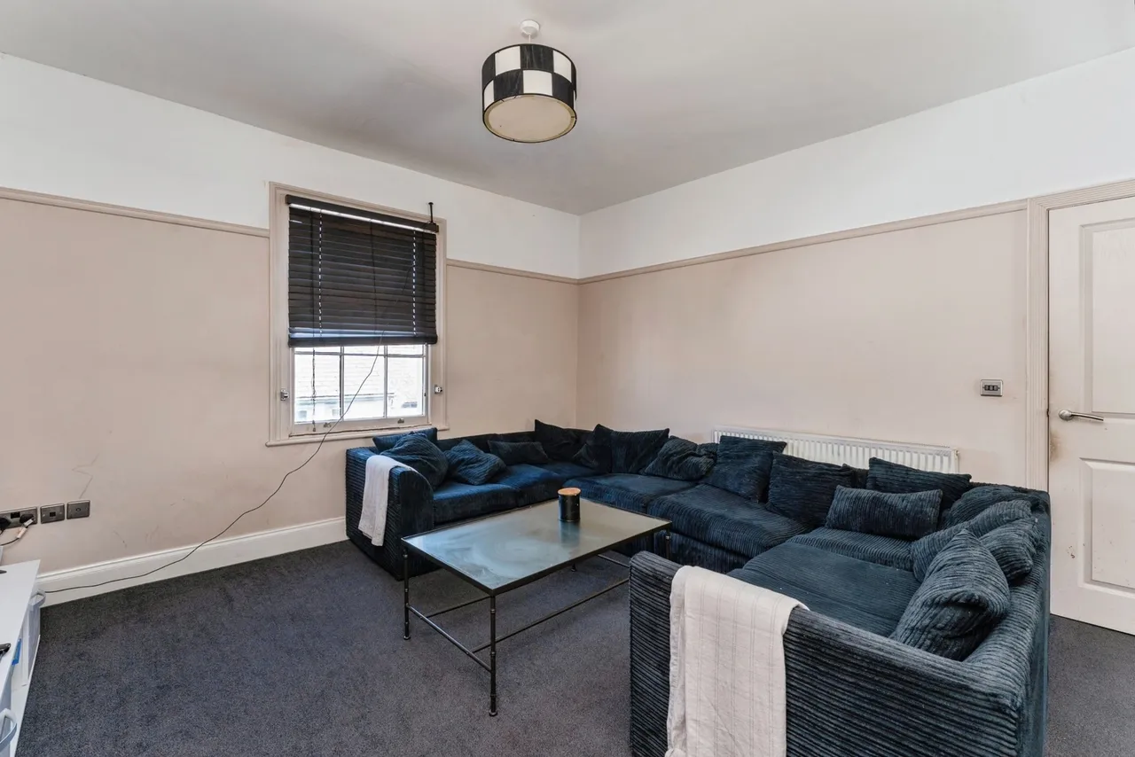 High Street, Holywell, CH8, photo 4